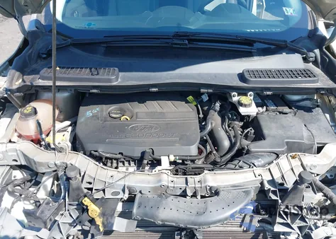 2017 Ford Escape Se from USA, damaged, VIN 1FMCU9GD5HUC42104